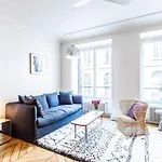 Champs-Élysées-Monceau-Luxury 2-Bedroom Apartment Appartement *