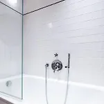Champs-Élysées-Monceau-Luxury 2-Bedroom Apartment *