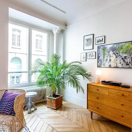 Apartamento Greeter-bel Parisien De 70m2 - St Lazare *