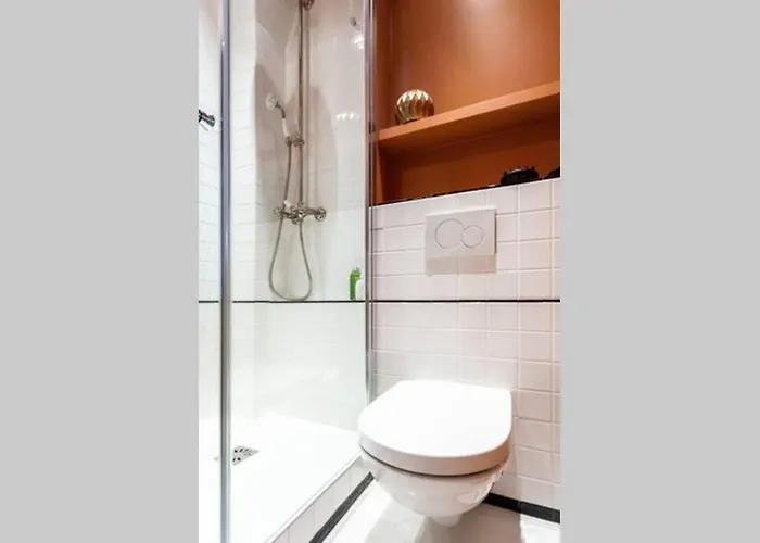 Greeter-bel Parisien De 70m2 - St Lazare *