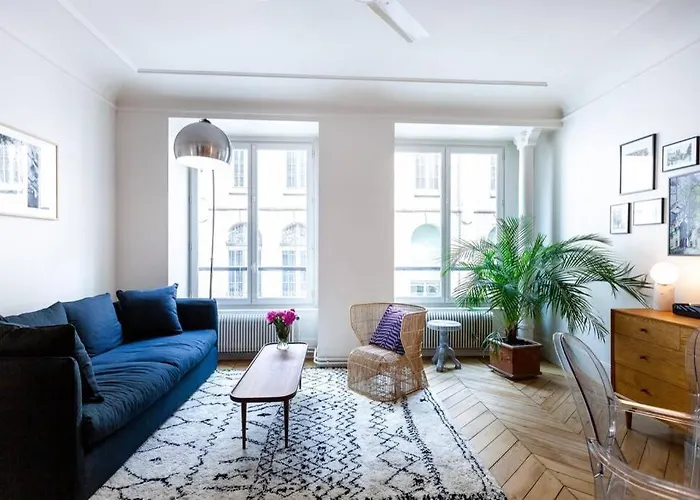 Apartment Greeter-bel Parisien De 70m2 - St Lazare Paris