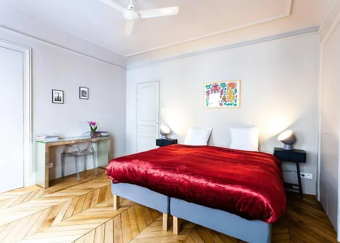 Apartment Greeter-bel Parisien De 70m2 - St Lazare Paris